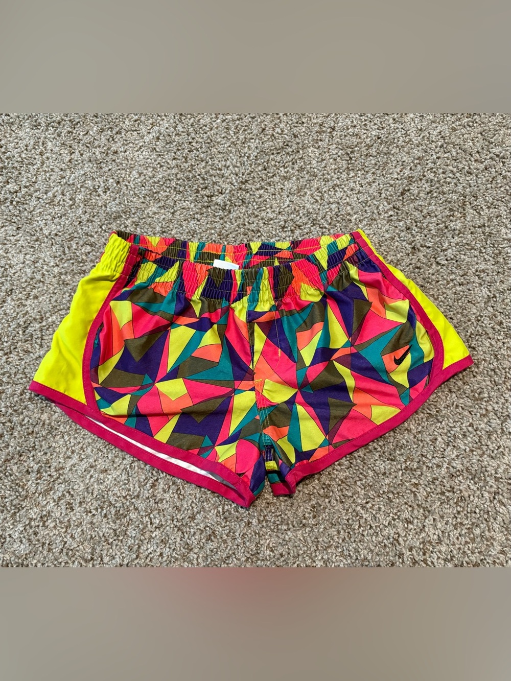 🌈 Nike Colorful Geometric Athletic Shorts | Kids XL (13–15 Years)